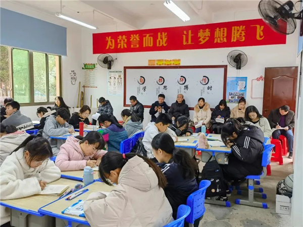 福建省持续推进城乡紧密型教育共同体建设